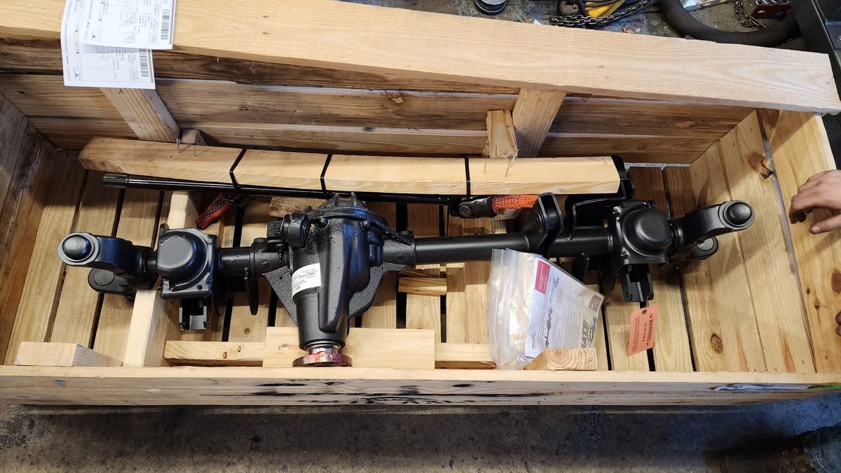 ocd_offroad's tweet image. Little present for a JT Rubicon.

#spicer #axle #jeep #jt #gladiator #rubicon