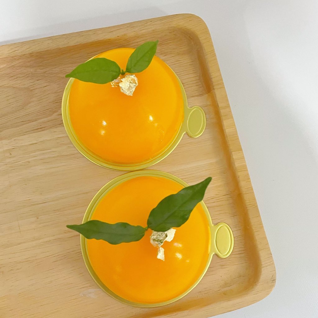 9coffeestation's tweet photo. ขอเข้าเทรนหน่อยยยย 🍊🪭
ตรุษจีนนี้ให้ร้านเราส่งน้ำส้มคั้น เค้กส้ม หรือกาแฟส้ม ให้หนุ่มตี๋หรือหมวยเล็กของคุณได้น้าาาาิ:))
#ninecoffeestation
#homecafe #bakeryhomemade #ตรุษจีน2568 #foodsupport #foodsupportศิลปิน https://t.co/xEio8PTour