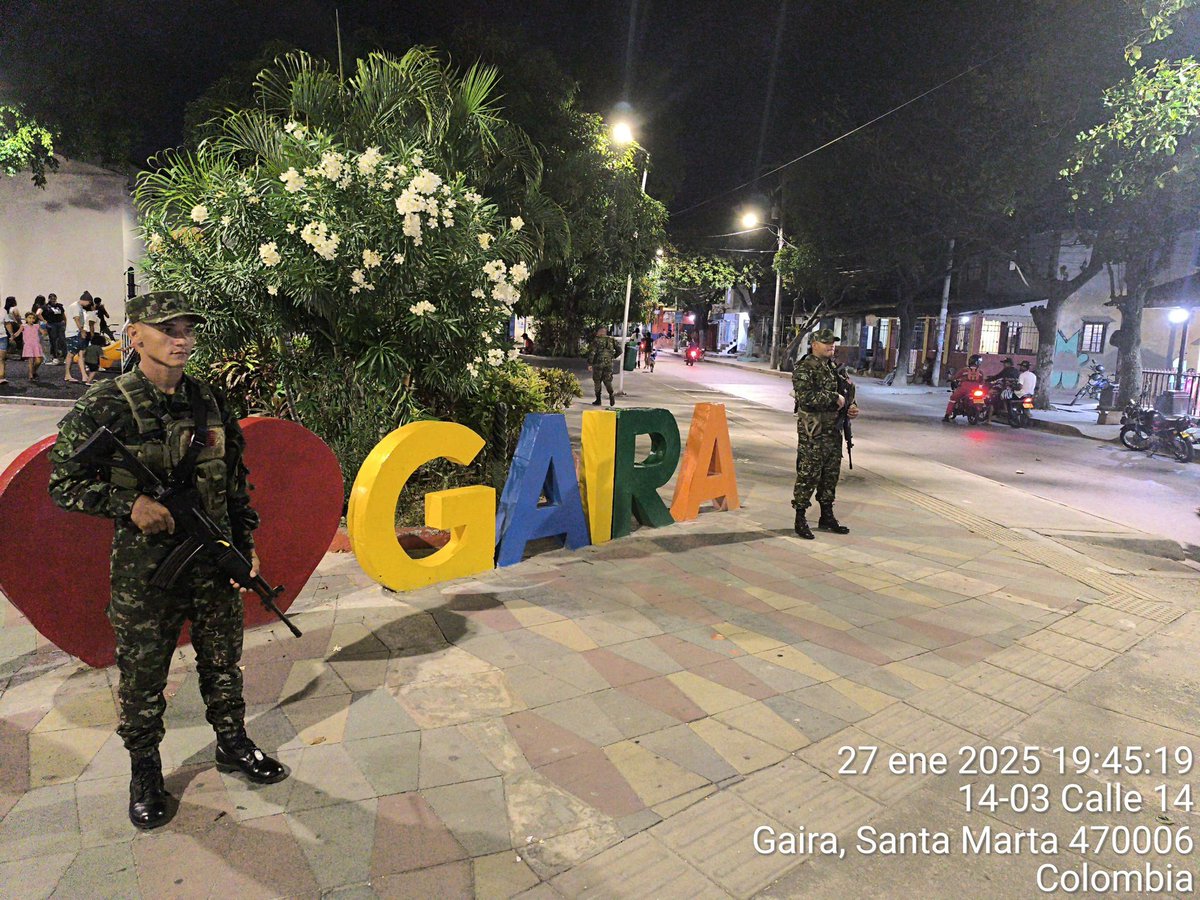CarlosPinedoC's tweet photo. Desde Gaira, continúan los refuerzos para garantizar la seguridad con apoyo de unidades móviles del @COL_EJERCITO. https://t.co/7CuTaha8i9