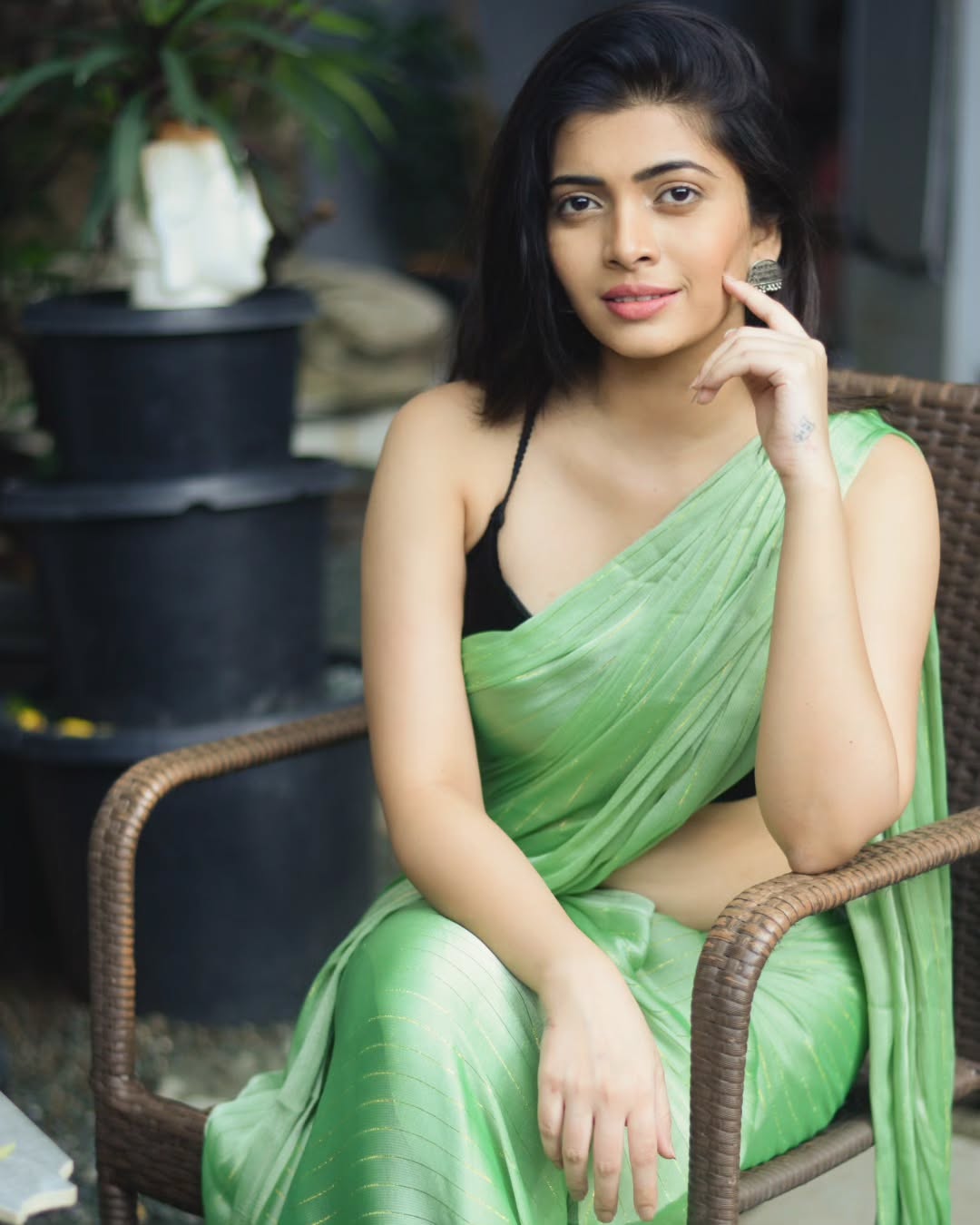 GiWIpCvaYAUFJZQ?format=jpg&name=large