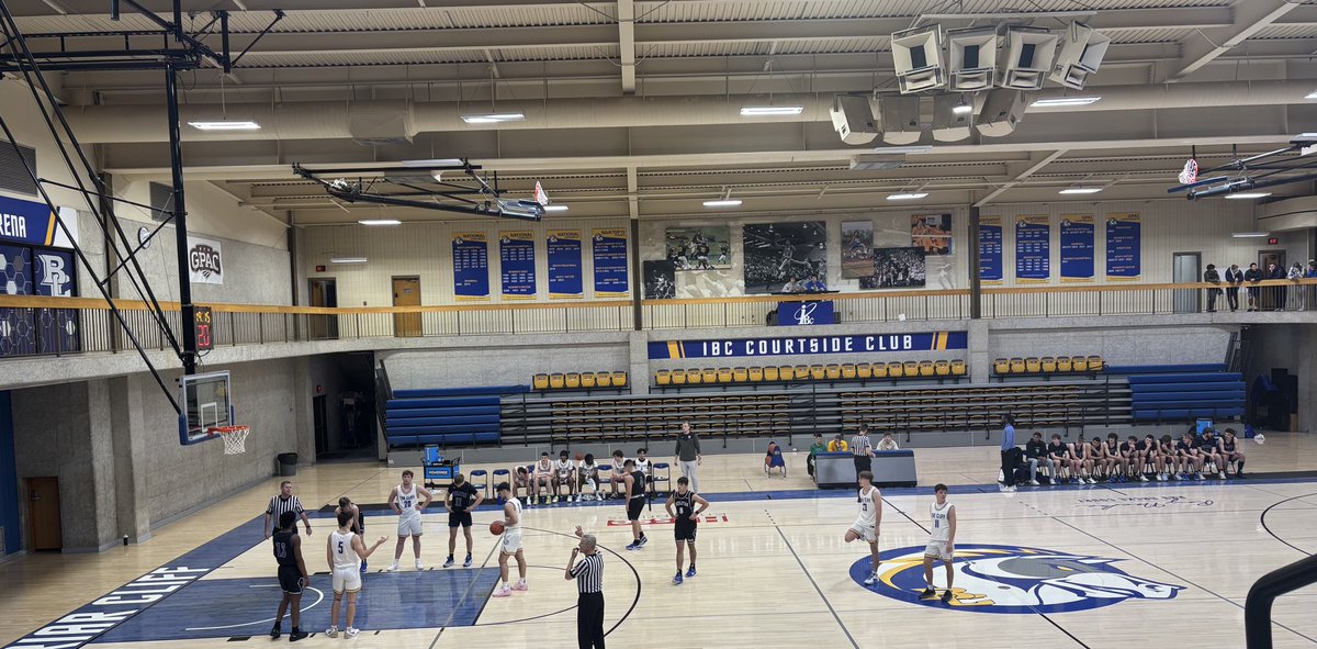 _lessears's tweet photo. Second Half is underway. 
@1SportProf @briarcliffhoops https://t.co/w60h8ii64g
