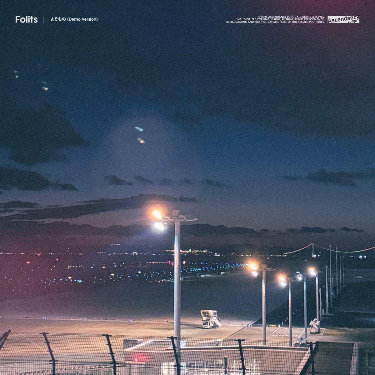Folits's tweet photo. [New Release]

Folits - よそもの (Demo Version)
2025.01.29 Digital Release

数年前から温めていた楽曲で、
つい数日前に神戸のスタジオで
完成させたデモ音源です。

割り切れないまま、不器用に
歳を重ねるよそ者たちへ捧げます

▷ Stream / Download
https://t.co/tjBjAgbKmR https://t.co/lLzCoVWvWJ