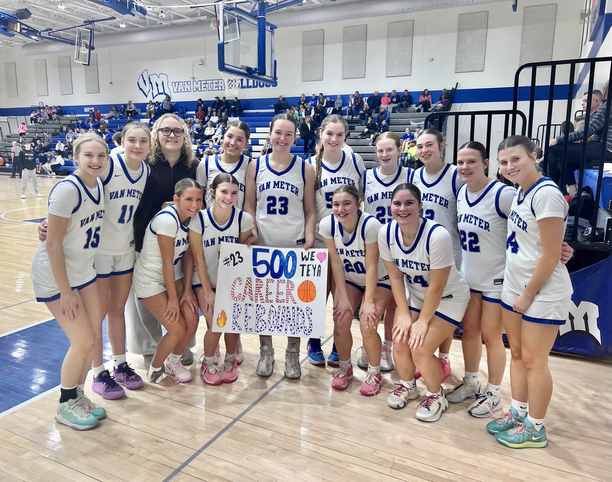 VMGirlsHoops's tweet photo. Tonight we celebrate senior ⁦@teya_speltz32⁩ who crossed the 500 career rebounds milestone! Congrats Teya! 🏀💪🏼 #TOGETHER https://t.co/6lp41KHfvr