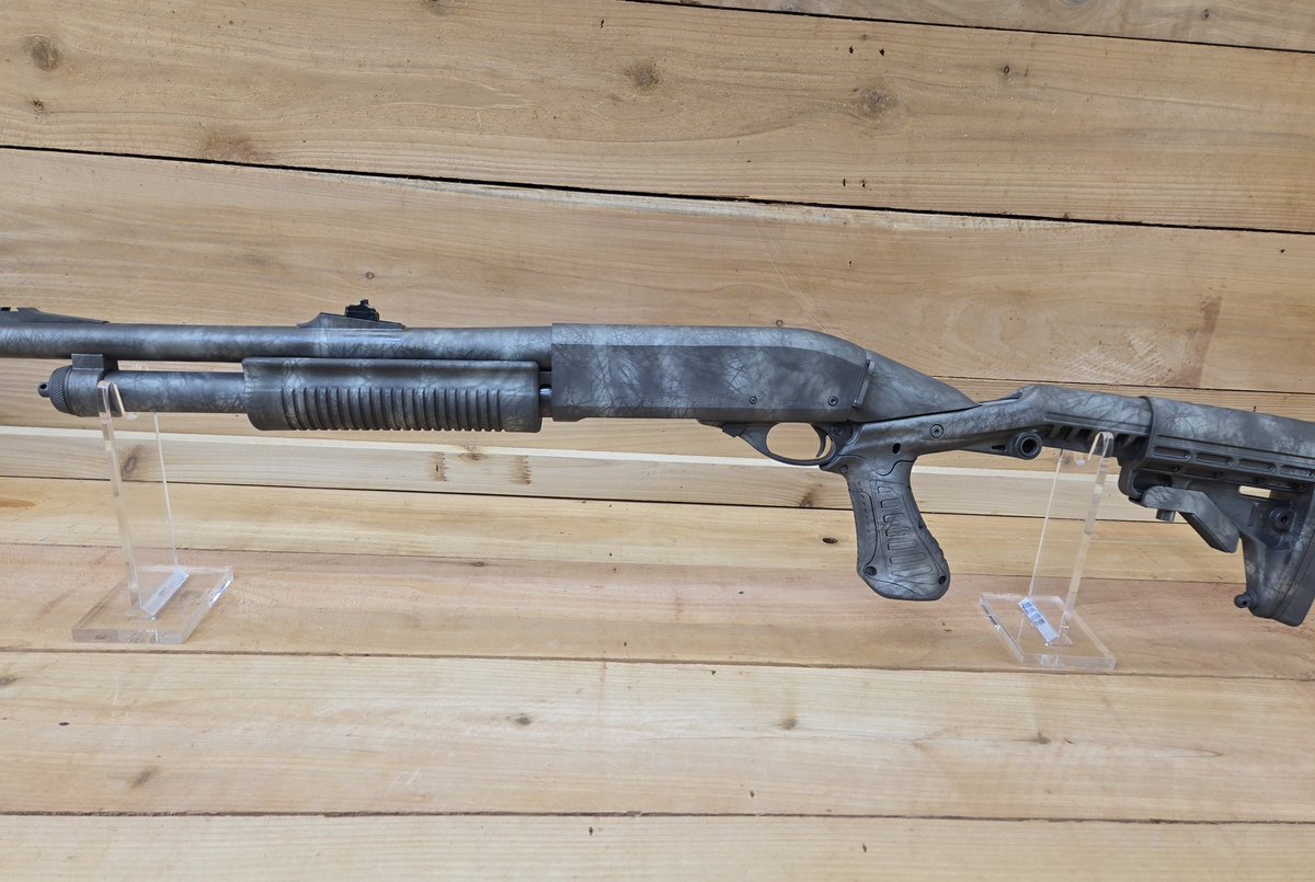 Eglguns's tweet photo. Custom camo in Champagne,  Fools Gold, and Black Gold, our most  recent new colors.  
#cerakote #finishstrong #factorytrained #eglguns https://t.co/ezx6yPBK4t