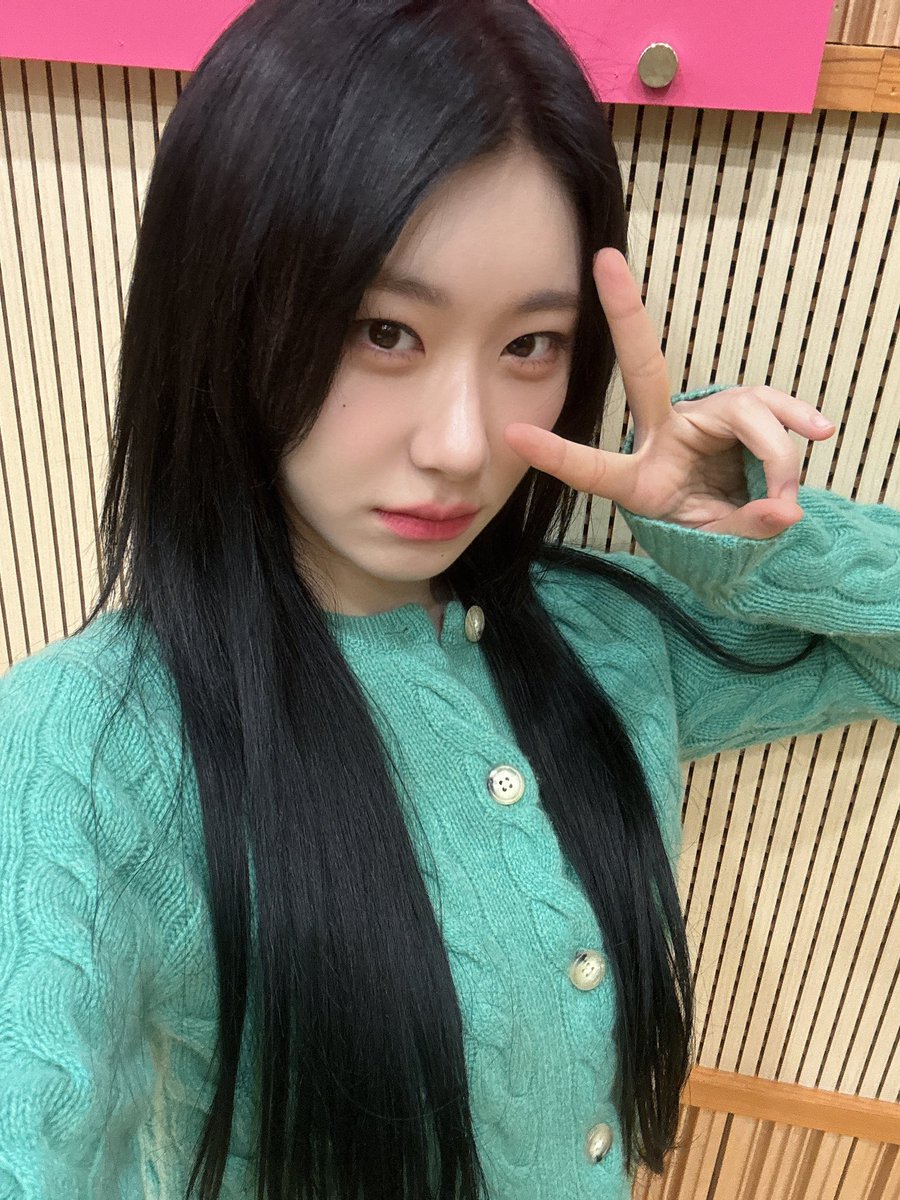 ITZY tweet media