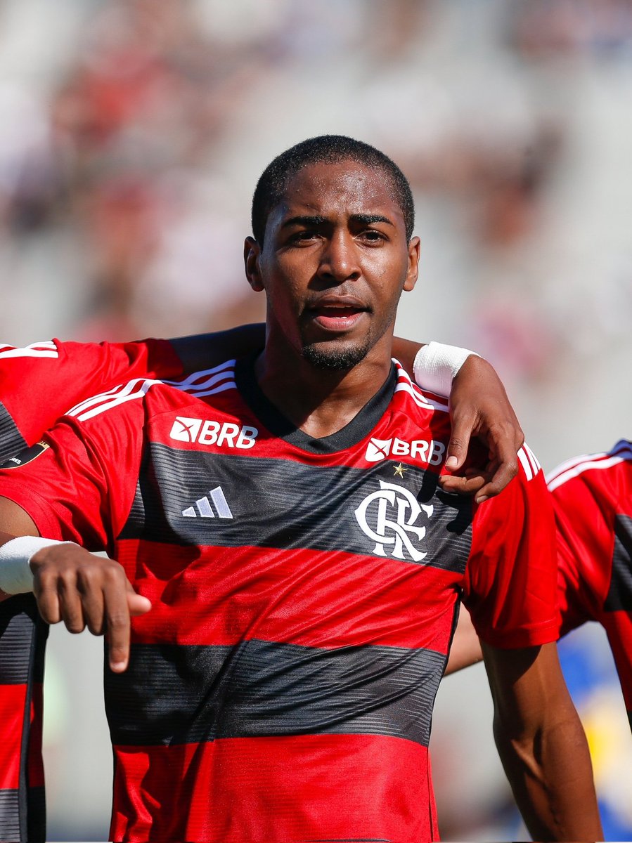 angeloreporter's tweet photo. 🚨 EXCLUSIVA: O motivo de o CSKA Moscou não ter avançado com o Flamengo por Lorran? Uma punição da FIFA! 😱 Dívida com o Heerenveen parou tudo... mas, após o pagamento, a proibição foi suspensa e o clube russo Fará uma nova proposta ! 🔥👀 #MercadoDaBola #CSKAMoscou #Flamengo https://t.co/xfmovHIUIJ