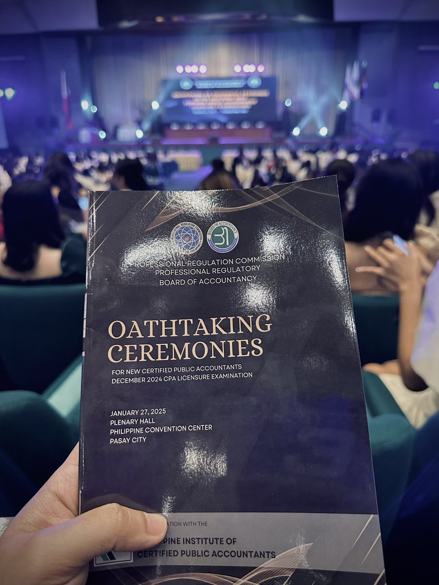 cpabydec2024's tweet photo. Now a full-fledged CPA ✨

“Para to kay lord” 😌 https://t.co/CoaxW4fk10
