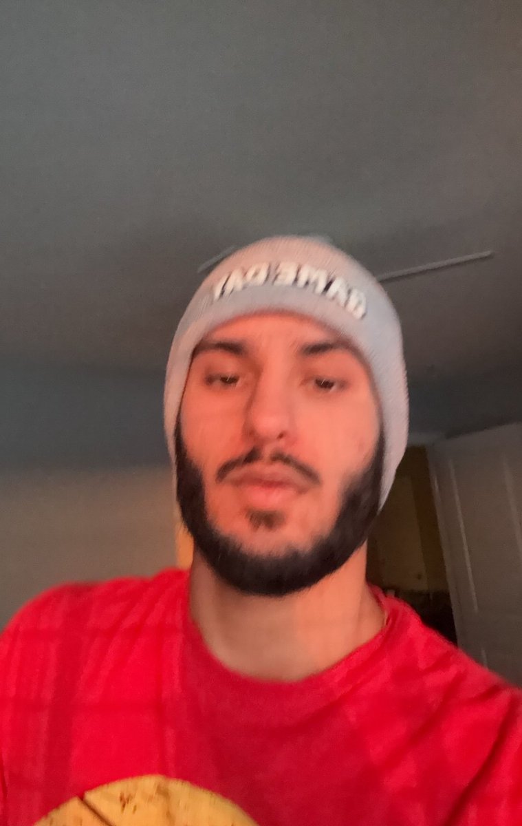 FatherYuvi's tweet image. this year gonna be good ong