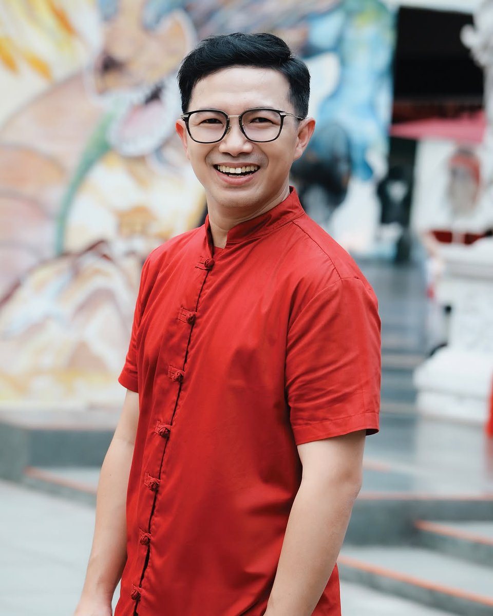 optik_tunggal's tweet photo. Frame agnès b. Homme menghadirkan desain elegan. Cocok untuk melengkapi gaya Anda di momen istimewa.

Dengan sentuhan kemewahan yang sederhana namun berkelas, jadilah pusat perhatian di setiap kesempatan. Temukan koleksi agnès b. di Optik Tunggal dan ZEISS Vision Center terdekat.

agnès b. Homme ABH45021 (Black/Gold)
Rp4.150.000

#optiktunggal #agnèsb