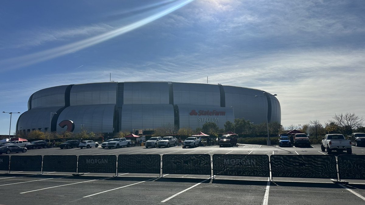 Hella Faithful tweet media