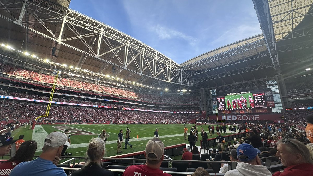 Hella Faithful tweet media