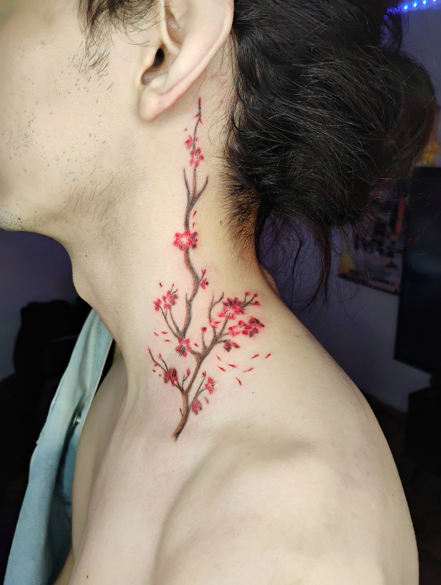 subethya's tweet photo. 🌸 Me verás florecer 🌸 tatuaje full color ✨
❣️Muchas gracias por la confianza❣️

📮 Manda DM con tu idea o referencia y te diseño algo único para ti 😎

#tatuajefullcolor #fullcolortattoo #tatuajecdmx #tatuajeflores #tatuajecuello #necktattoo #tattoo #tatuadora #tatuaje https://t.co/Jys3n6GIV9