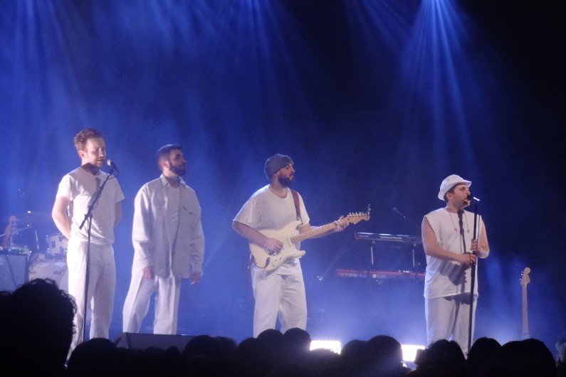 italianmojo887's tweet image. on this day in 2022, i saw @samiatheband at @WebsterHall 🩸 #samia #websterhall #frankyunderground