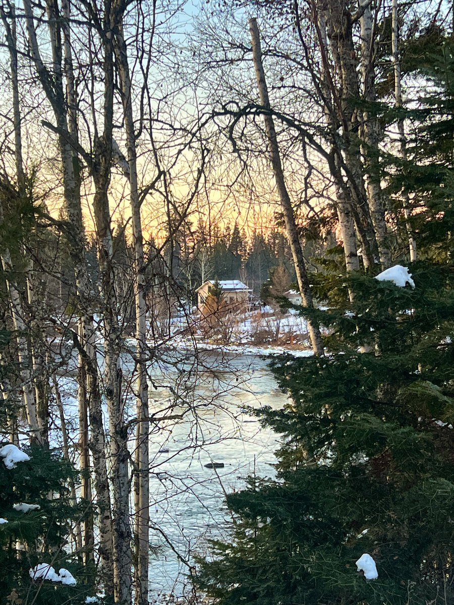 There’s no place like home. Kalispell, Montana and the Flathead Valley are perfect. <a href="/visitmontana/">Visit Montana</a> <a href="/Visit_Kalispell/">Discover Kalispell</a> #Sunset