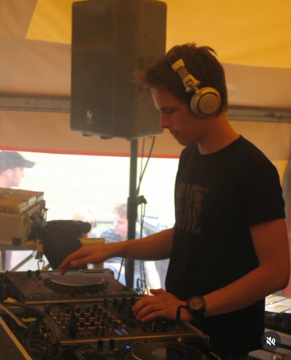 Guess the Dj / Adivina el dj 🙃
Only Wrong Answers / Solo respuestas erróneas  #EDMFamily