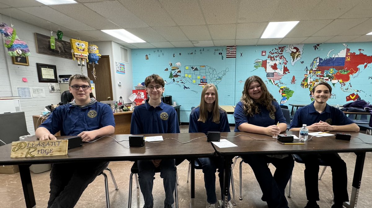 JV Scholars Bowl finished their season in fine fashion taking 1st place at the Oskaloosa  Meet tonight. They swept the competition going 7-0 &amp; scoring 405 points. Top notch, team! RAM nation is PRoud of you!  <a href="/USD449/">USD #449</a>