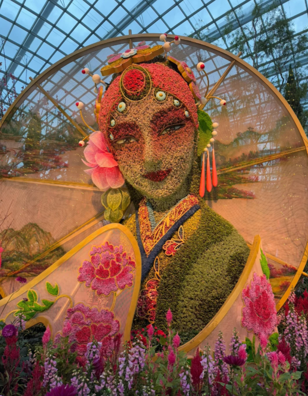 MiaRrhkb's tweet image. The festive atmosphere is strong! People are everywhere shopping for New Year goods!