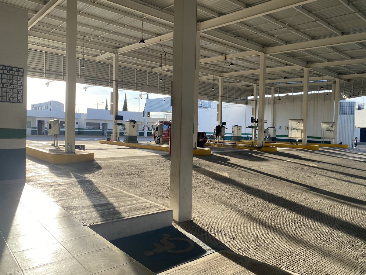 Y luego uno no se explica las largas filas cada fin de mes #verificentro #verificación #Puebla