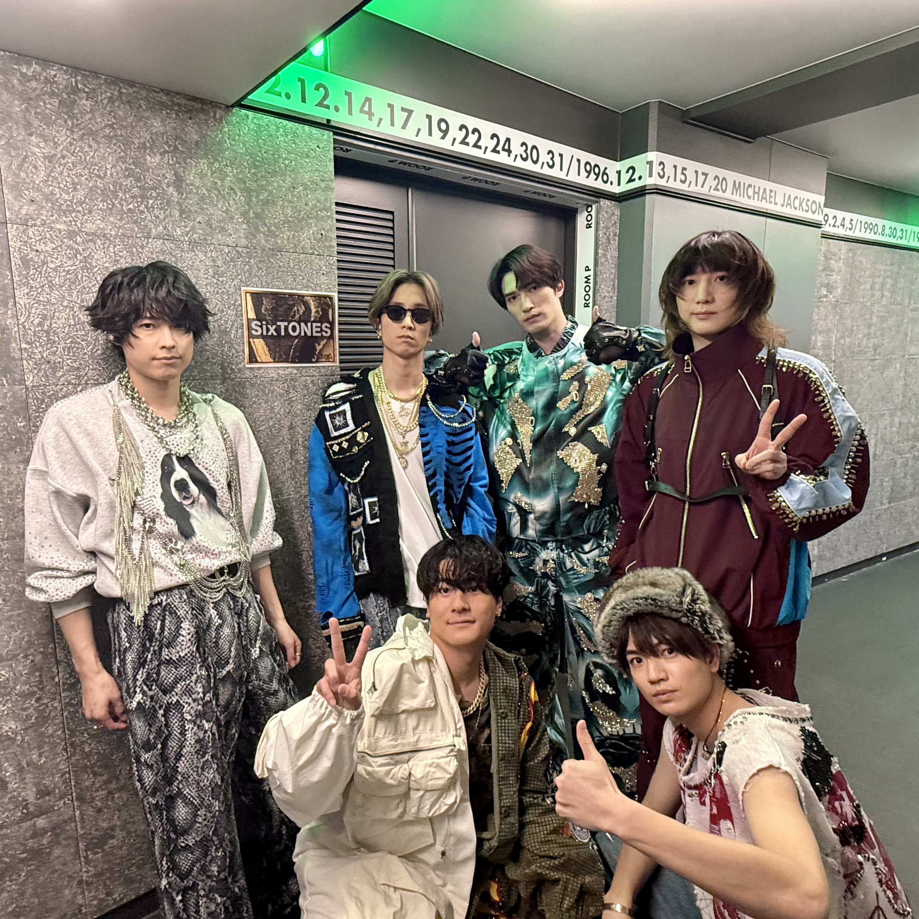 2形態セット》 SixTONES LIVE YOUNG OLD(ヤングオールド)【初回盤+通常