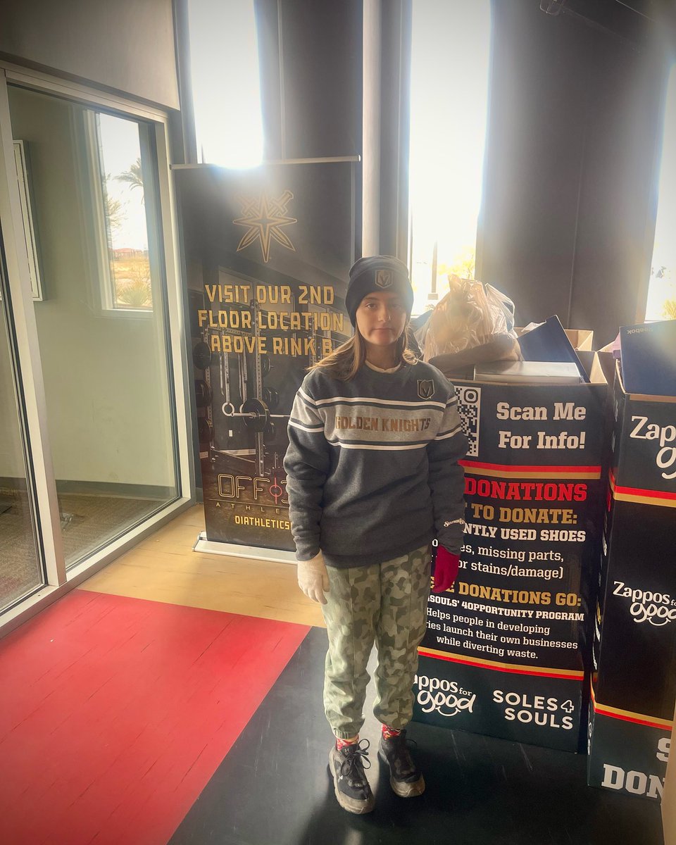 miriamdoenges's tweet photo. @GoldenKnights @CityNatlArena @Zappos https://t.co/va3DJPWlK1