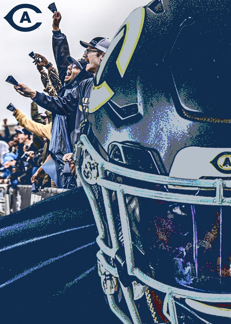 FootballHanford's tweet photo. Thank you @StilesSatterlee and UC Davis Football for visiting campus today and recruiting our players! 

#DoYourJob🧰 | #PupSzn🐾 https://t.co/izWuzaxfiC