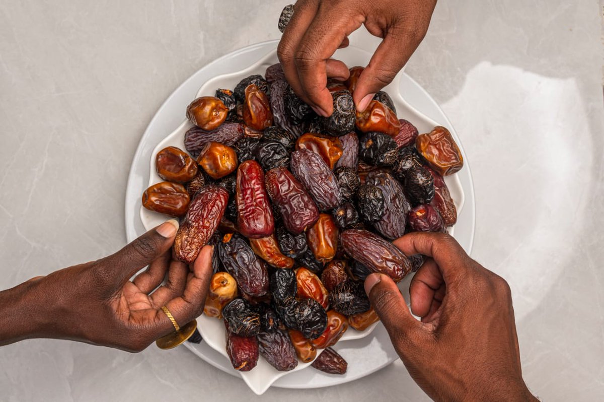 rayyandates's tweet photo. Everyone's delight 😊 

#RayyanPremiumDates #TheDatesMaster https://t.co/jFNx5CZS8V