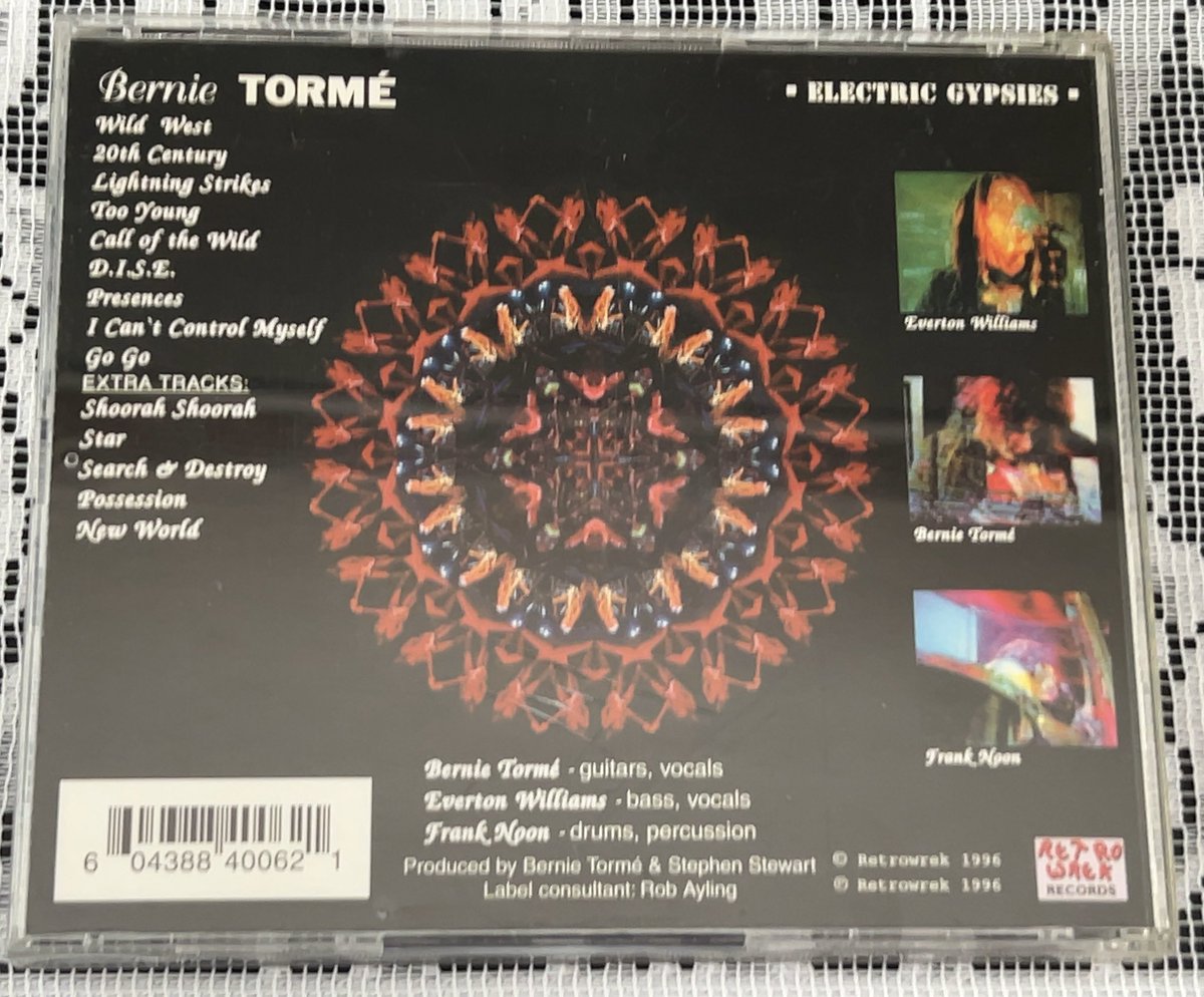 YyYoshie's tweet photo. #NowPlaying
#TORME
ランディ・ローズ急逝後のツアー代役で名を馳せたバーニー・トーメ🇮🇪自身の3ピースバンドELECTRIC GYPSHIESとして’83年にリリースしたアルバムですが、変幻自在のアーミングを駆使した、パンキッシュな香りも仄かに漂う、エキサイティングなサウンドです✊ https://t.co/fzSdPkxqeQ