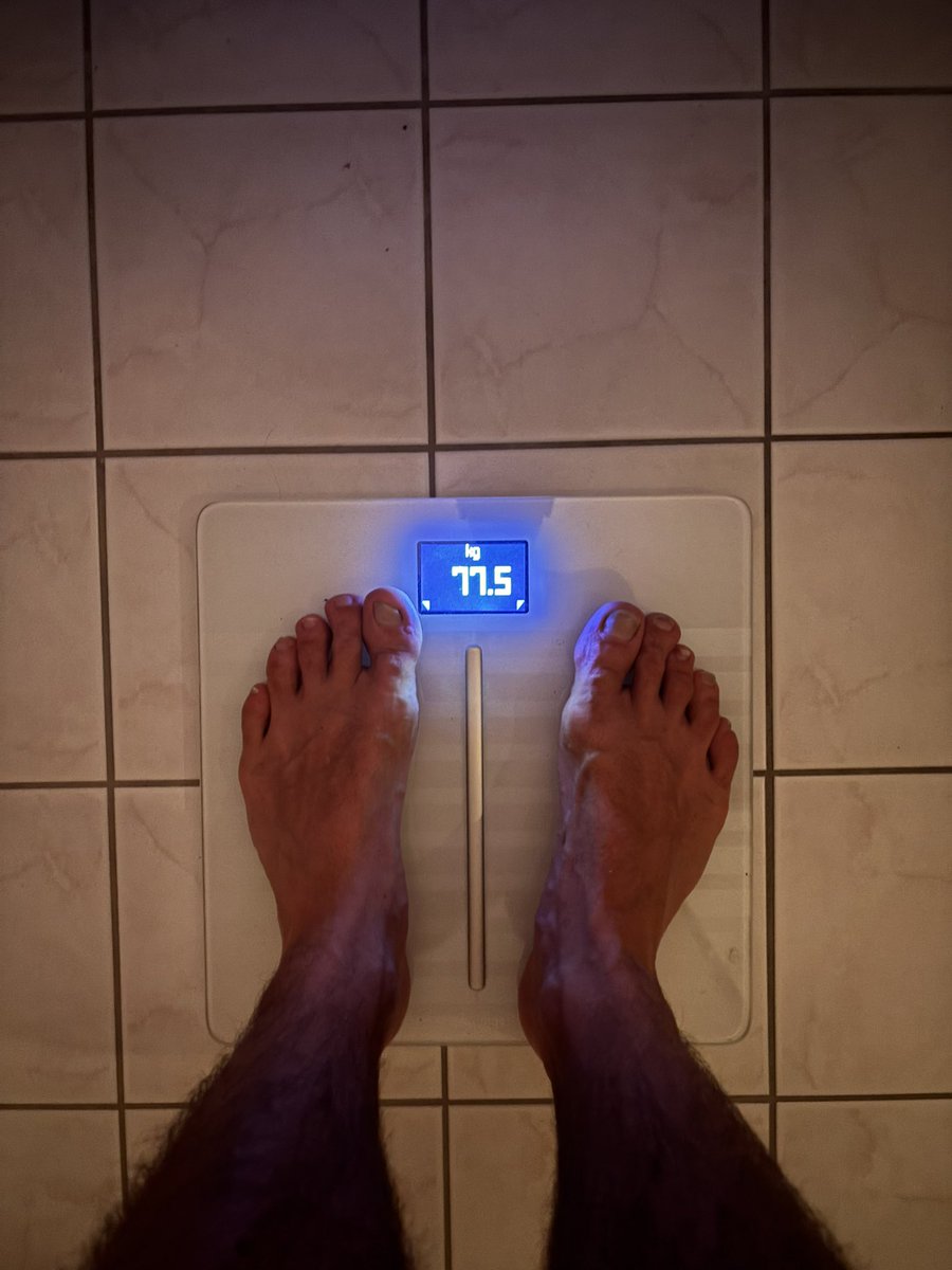 Challenge 1

Bauchumpfang: 90
Brustumpfang 100
Armumpfang 35