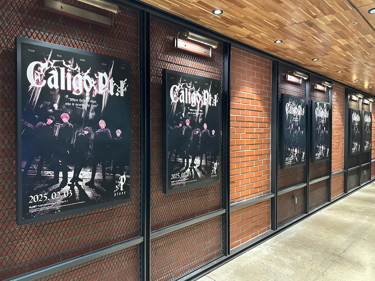 plave_official's tweet photo. [📢]

PLAVE 3rd Mini Album 'Caligo Pt.1'
< CGV (대형 포스터) >에서 PLAVE를 만나보세요!

🗓️ 1/28 (TUE) ~ 2/3 (MON)
👀 게시 지점 : CGV 송파,  왕십리,  판교,  영등포,  소풍,  여의도,  홍대,  대학로,  성신여대입구,  동대문,  인천,  일산,  동수원,  오리,  대전터미널, 천안펜타포트,  서면,  울산삼산,  대구아카데미,  대구,  광주터미널,  전주효자,  제주

#PLAVE #플레이브
#PLAVE_3rd_Mini_Album
#Caligo_Pt1

📍 본 프로모션과 관련하여 CGV 고객센터 문의는 어려운 점 참고 부탁드립니다.
📍 해당 콘텐츠는 실제 개봉되는 영화가 아니며, 특별 프로모션입니다.