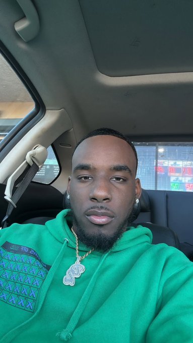 D2Cocky🥶 - https://t.co/WkHZ5Qn7g8