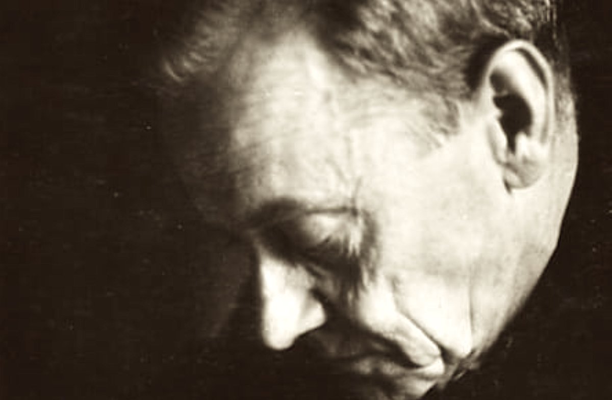 Jacket2 Magazine tweet media