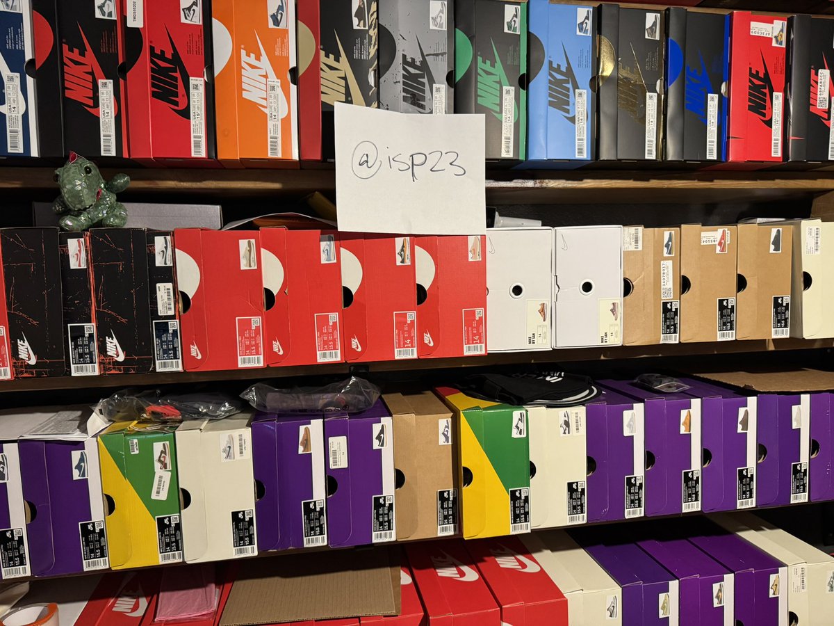 isp23's tweet photo. Size 14 checking in! https://t.co/siasa3OlYb