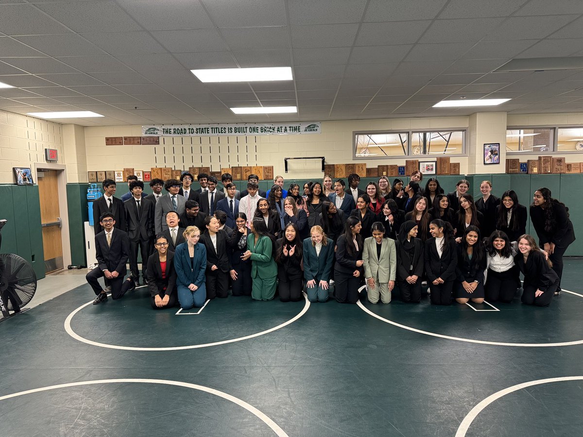 mnhsforensics's tweet photo. We brought some TALON-ted performers to the LSW Silver TALON and ended up with 2nd in overall sweeps!! 

DI Finals:
Rylie 4th

DI Semifinals:
Logan
Kennedy
Adiba

ENT Finals:
Meghna 3rd 🥉 

EXT Finals:
Anuj 1st 🥇 
Ashmiza 3rd 🥉 

EXT Semifinals:
Nishi
Joyce
Miles https://t.co/5zAlwNiSvq