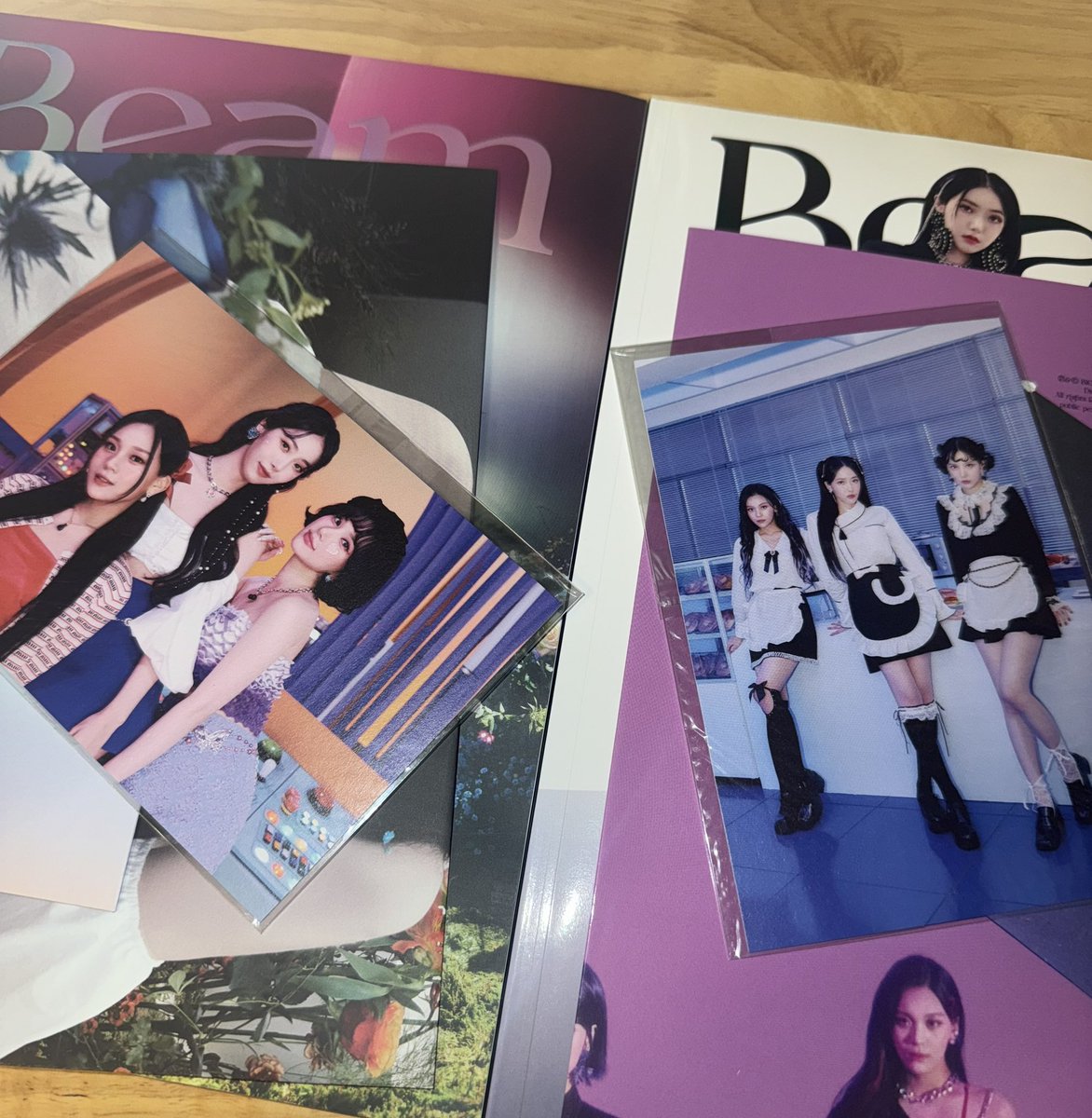 yybinnnn's tweet photo. 비비지 밥밥 개봉 앨범 양도 💭

💸 가격 
앨범 한 장당 2000원 
앨범 세트 3000원 
(포카 제외)

🏷️ 구성품 
개봉 후 엽서는 바로 봉투에 담아서 하자 없습니다 
포카 제외 구성품 다 있습니다 (포스터,cd,엽서)

📦 배송비 
반택 끼택 - 2000원

입금 당일 기준 1~2일 안에 보내드립니다 :) https://t.co/NNgU9Tm690