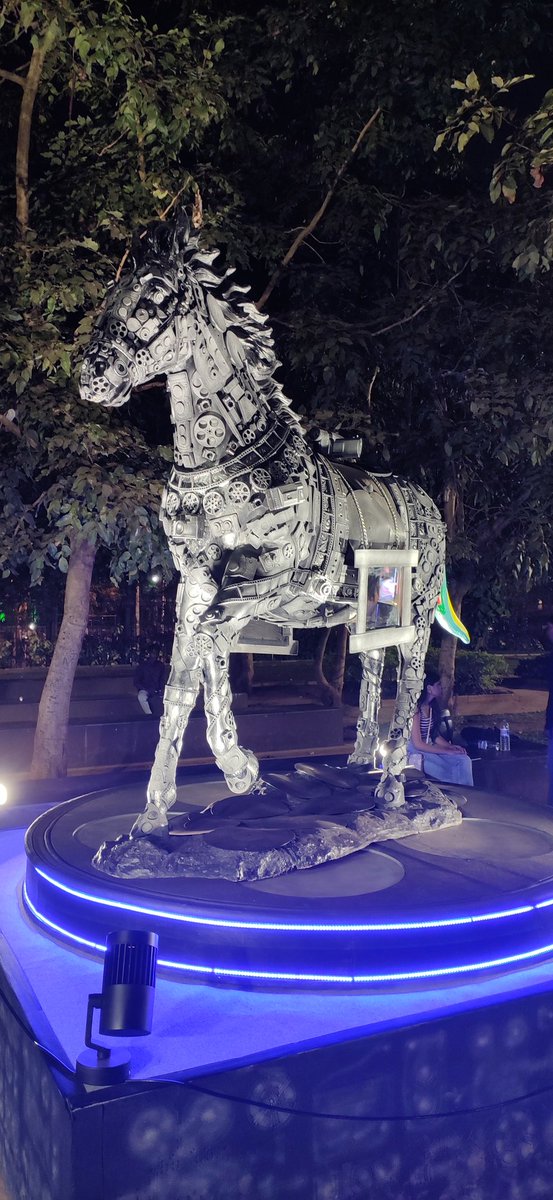 3d_india's tweet image. Lots of Horses at #kalaghoda