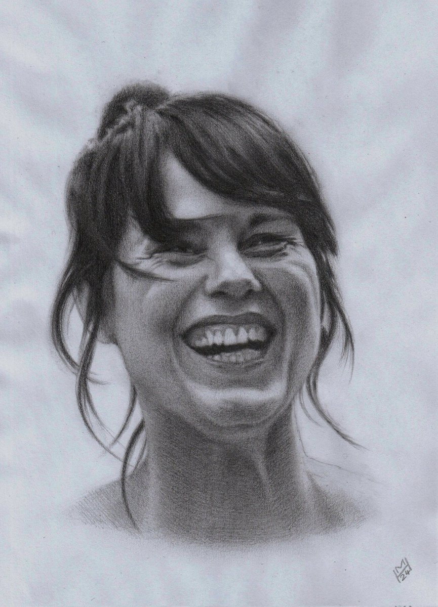 Porträtstudie Paula, Bleistift auf Papier, A4 
#zeichnung #bleistiftzeichnung #porträtzeichnung #drawing #porträtstudie #paulawinterfeldt #malereimarcelheinze