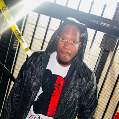 kgofordadoe's tweet photo. #NewProfilePic https://t.co/6mblzZ8LLO