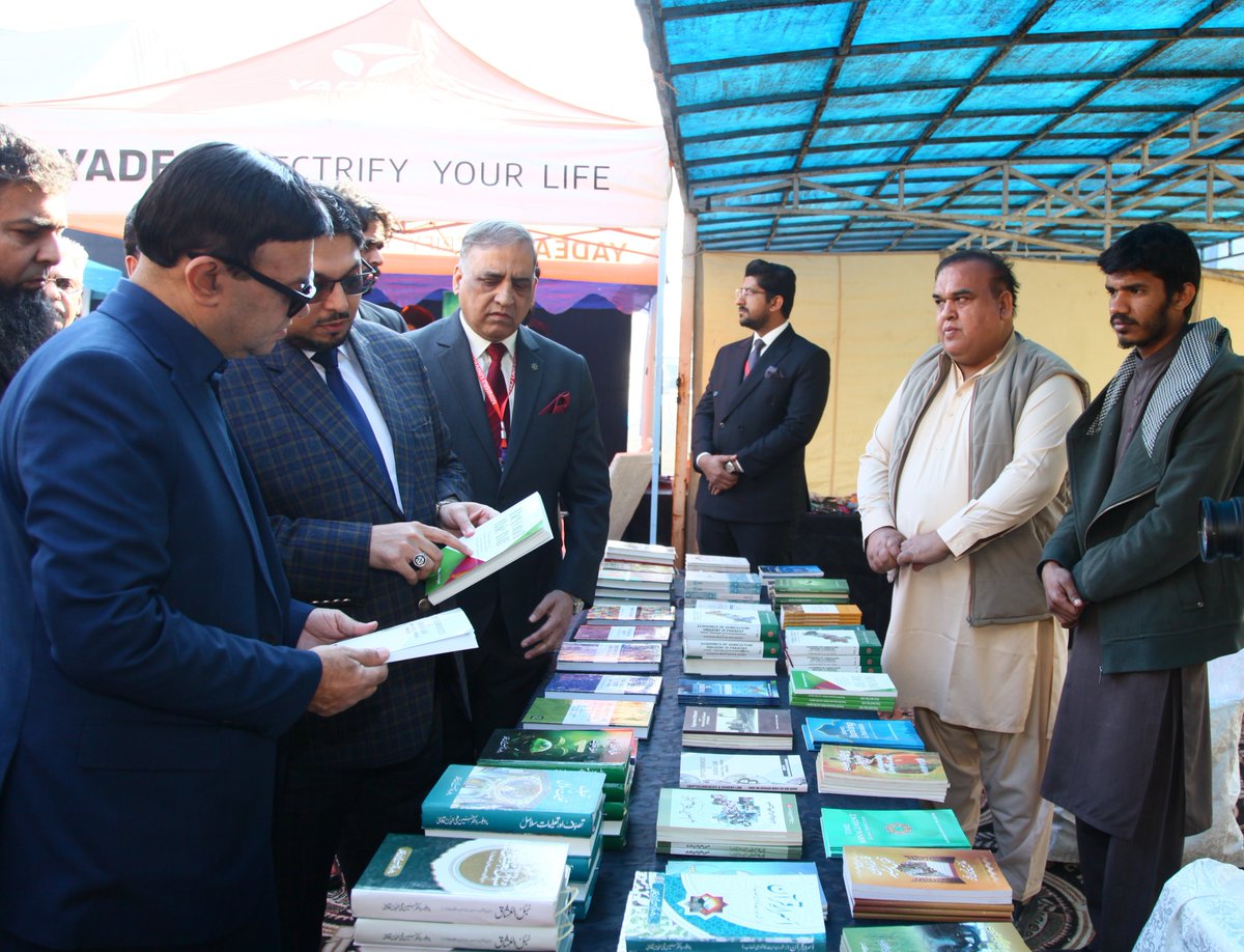 DrHussainQadri's tweet photo. Prof. Dr. Hussain Mohi-ud-Din Qadri Explores Conference Stalls at WIEFC 2025
During the 8th World Islamic Economics and Finance Conference (WIEFC 2025) at Minhaj University Lahore, Dr. Hussain Qadri, Deputy Chairman of the Board of Governors, visited various stalls set up by participants and organizations.

The stalls showcased groundbreaking research, innovative financial models, and practical applications of Islamic economics and finance, highlighting the role of education and collaboration in shaping a sustainable economic future.

#WIEFC2025 #IslamicEconomics #IslamicFinance #FutureOfFinance #TheoryToPractice #UniversityRole #FinanceEducation #MinhajUniversity #GlobalExperts #FinanceInnovation