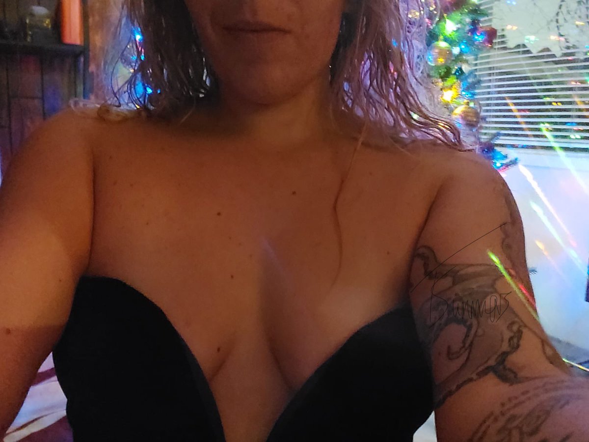 ThemesaS's tweet photo. Some small changes to this week in addition to Februarys schedule! 

https://t.co/EzaQwubHi6

@WG6Canada @CafNotaclue @IndysOnly @xmatcher @wearetryst @vipfavours @vipfavourca @courtesancanada @EuroGirlsEscort https://t.co/ToAKvPGMTZ