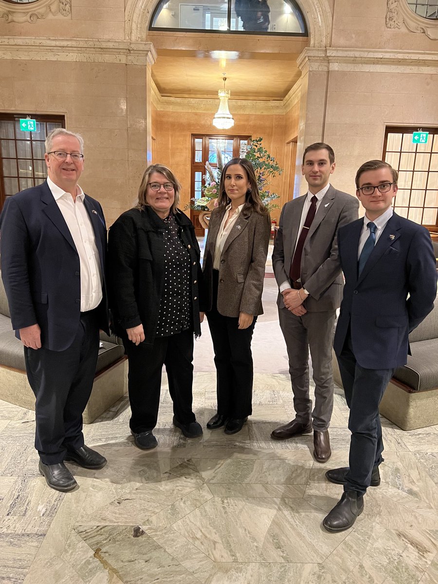 Great to meet <a href="/ACHammar/">Ann-Charlotte Hammar</a> co-chair of Friends of New Zealand #FONZ in #Riksdag to discuss shared interests &amp; introduce new Deputy Head of Mission and interns