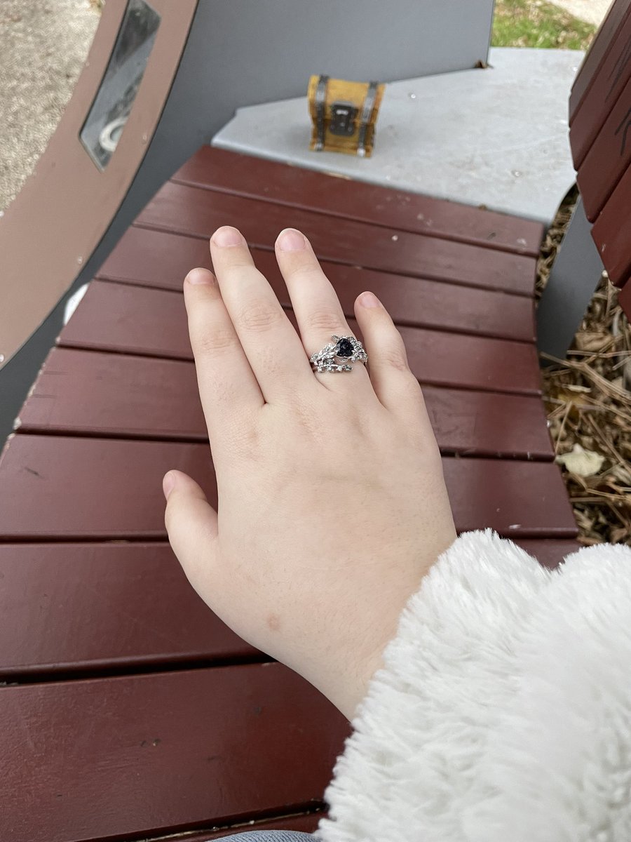 demipilled dovlinmaxxing 🍾 tweet media