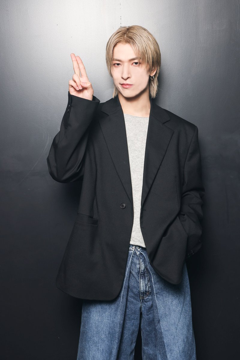 official_jo1's tweet photo. #LAPOSTA2025
SHOW PRODUCED by #KINJOSUKAI

[ Love in the sky ~快適な空の旅へ~ ]

会場にお越しいただいたみなさん
ありがとうございました✨

#JO1 #金城碧海 https://t.co/oU226OTZMe