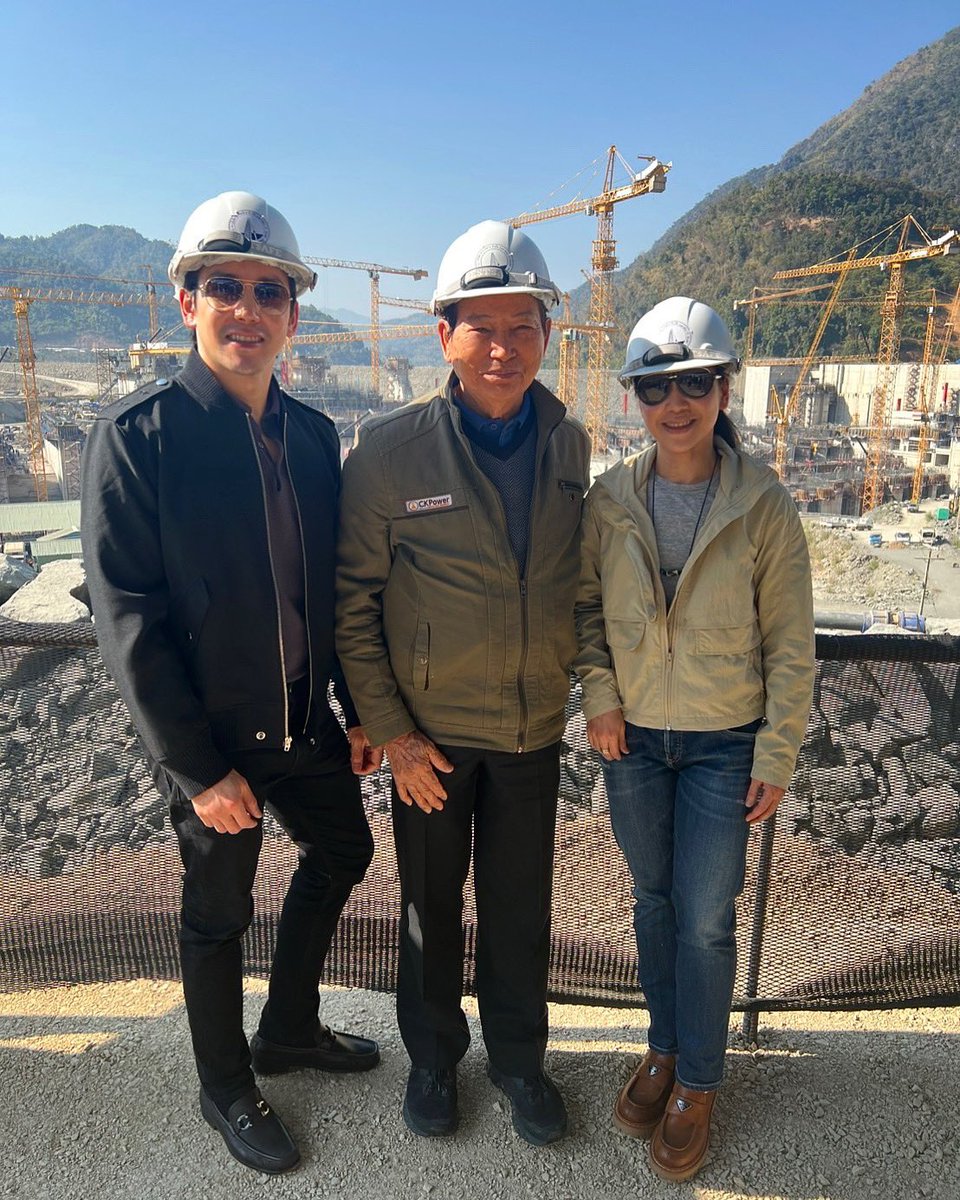 JoeTrivisvavet's tweet photo. โรงไฟฟ้าพลังน้ำหลวงพระบาง กำลังผลิต1460MW⚡️⚡️!!
ไฟฟ้าสะอาดราคาถูก ลงทุนและก่อสร้างโดยกลุ่ม #ชการช่าง ครับ😃👷♂️🙏💙💙💙#ckgroup #ckpower #หลวงพระบางพาวเวอร์ https://t.co/7hBnalrcuF