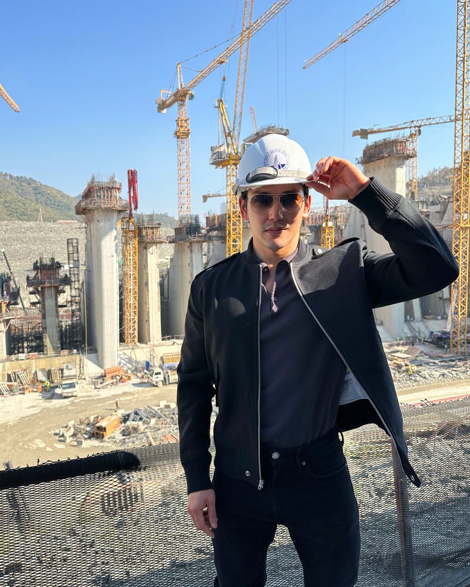 JoeTrivisvavet's tweet photo. โรงไฟฟ้าพลังน้ำหลวงพระบาง กำลังผลิต1460MW⚡️⚡️!!
ไฟฟ้าสะอาดราคาถูก ลงทุนและก่อสร้างโดยกลุ่ม #ชการช่าง ครับ😃👷♂️🙏💙💙💙#ckgroup #ckpower #หลวงพระบางพาวเวอร์ https://t.co/7hBnalrcuF