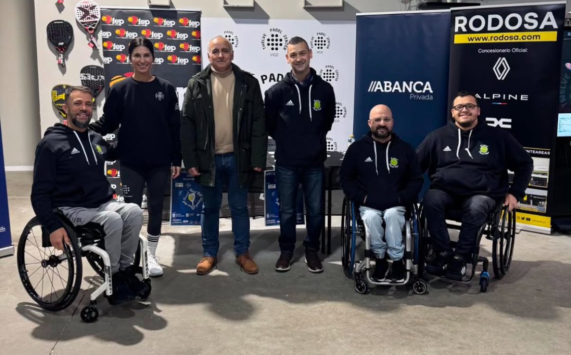 🔊 98.3 | ♿️ Hablaremos con los integrantes del <a href="/sinredvigopadel/">SinRed Padel Vigo y Padel Murcia ♿🎾</a> tras el Open de Pádel Adaptado celebrado en Vigo este pasado fin de semana.
