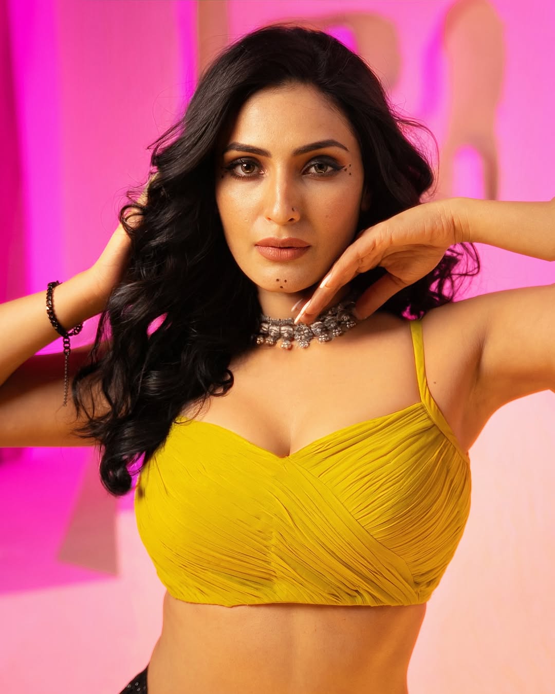 GiX5cm-XcAAxc_0?format=jpg&name=large