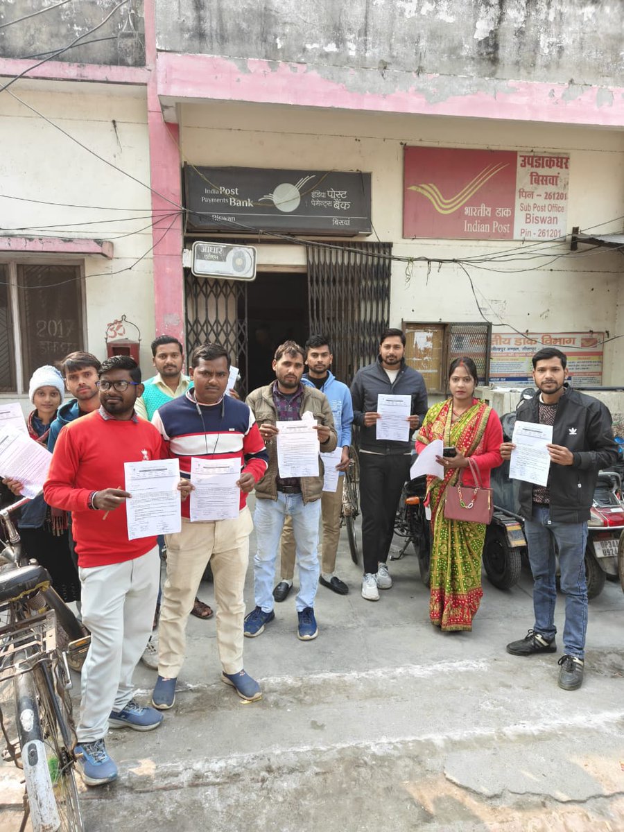 AdarshS83116346's tweet photo. जनपद सीतापुर पंचायत सहायकों के द्वारा रजिस्ट्री डाक मांग पत्र आज पोस्ट किए गए जिसमें  जिले के हर ब्लाक के पंचायत सहायक मौजूद रहे मैं सरकार से गुजारिश और मांग करता हूं कि उनकी मांगों को नजर मे रखते हुए पूर्ण करने का कष्ट करें @myogiadityanath @CMOfficeUP @brajeshpathakup @CMOffice https://t.co/r5GiI4a7BE