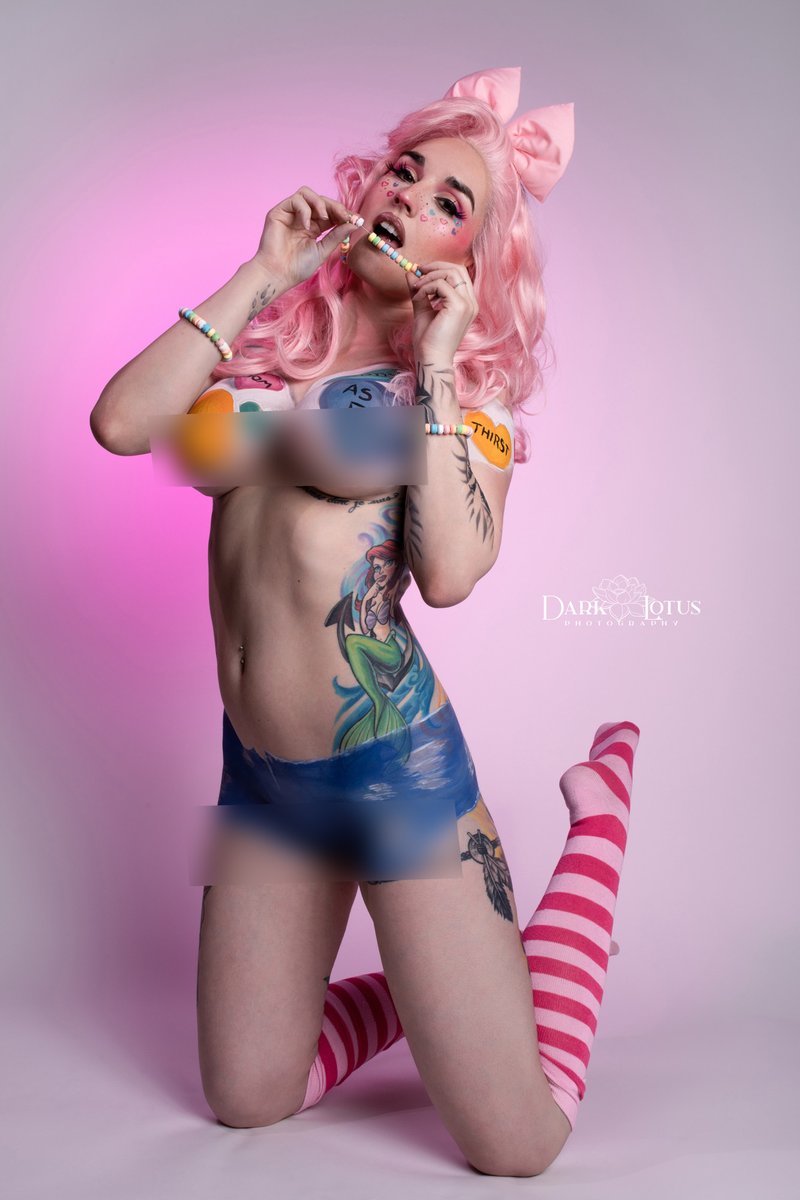 msirenesilver's tweet photo. Wont you be my Valentine?

As a gift my subscribers get to enjoy this full set as well as the bonus cleanup shower video today!
Makeup and body paint @Makeup_DDG 

https://t.co/r3md7KgTeV https://t.co/QdVUDiAq4p