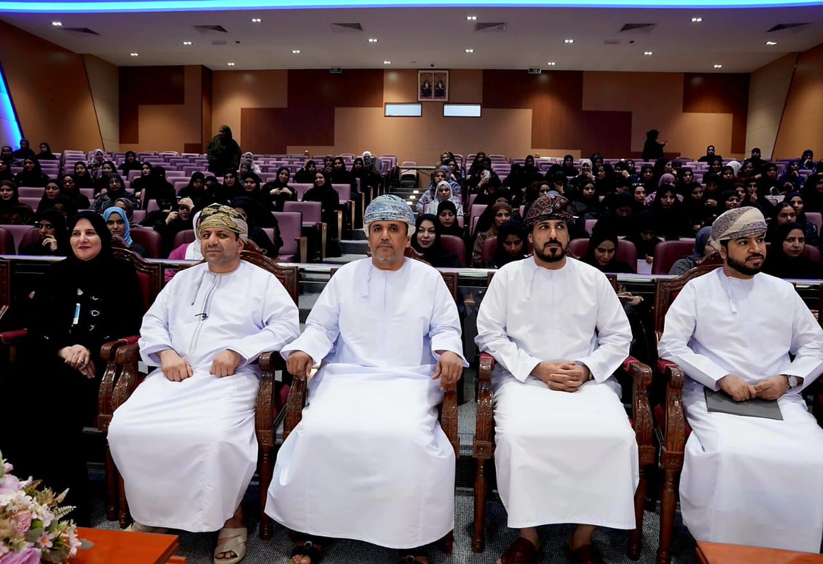EduGovMct's tweet photo. #تعليمية_مسقط⁩
تحت رعاية الدكتور علي بن سالم الشكيلي المدير العام للمديرية العامة للتربية لمحافظة مسقط  افتتاح البرنامج التوعوي حول الخدمات الصحية لمرحلة الطفولة المبكرة في سلطنة عمان  بتعليمية مسقط . 
⁧#فعاليات_تعليمية_مسقط⁩
⁧#مدارسنا_مستقبل_واعد⁩ 
⁧#تعلم_مستدام https://t.co/N7h89DYgT7