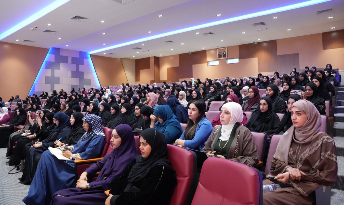 EduGovMct's tweet photo. #تعليمية_مسقط⁩
تحت رعاية الدكتور علي بن سالم الشكيلي المدير العام للمديرية العامة للتربية لمحافظة مسقط  افتتاح البرنامج التوعوي حول الخدمات الصحية لمرحلة الطفولة المبكرة في سلطنة عمان  بتعليمية مسقط . 
⁧#فعاليات_تعليمية_مسقط⁩
⁧#مدارسنا_مستقبل_واعد⁩ 
⁧#تعلم_مستدام https://t.co/N7h89DYgT7